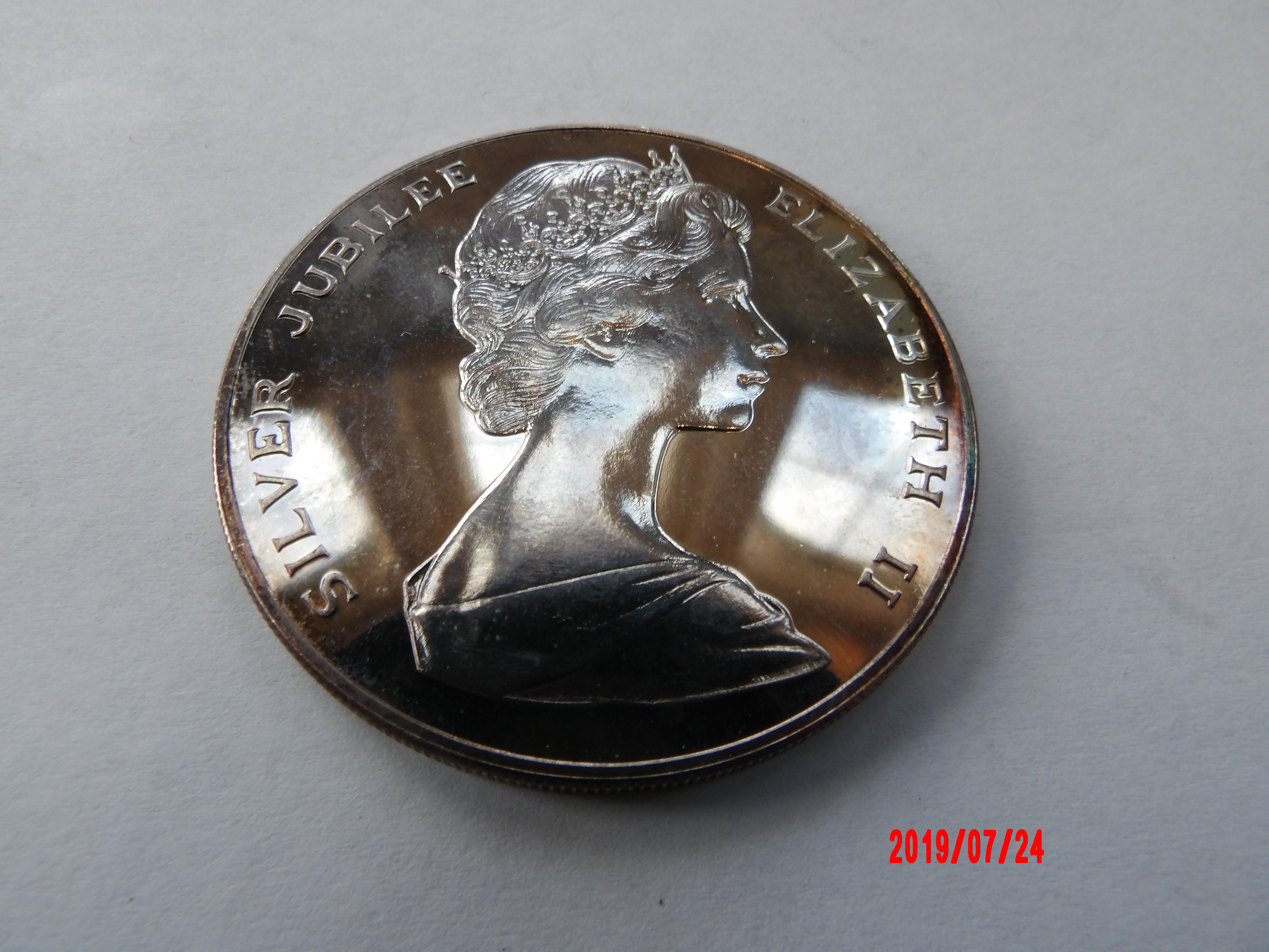 BERMUDA, $25, 1977 * - Image 2