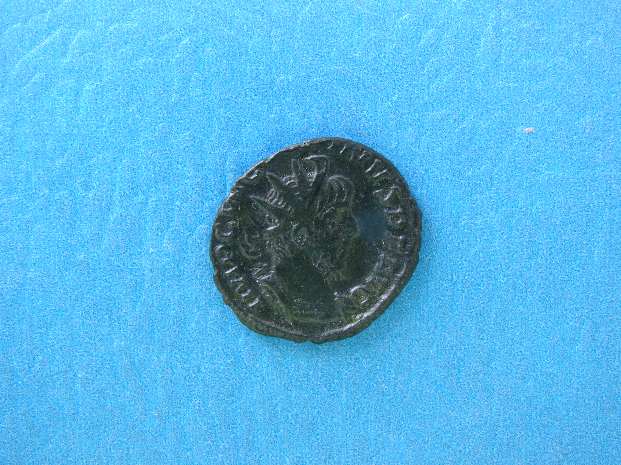 ROME, VICTORINVS, Antoninianus, 268-70 UNCIRCULATED - Image 1