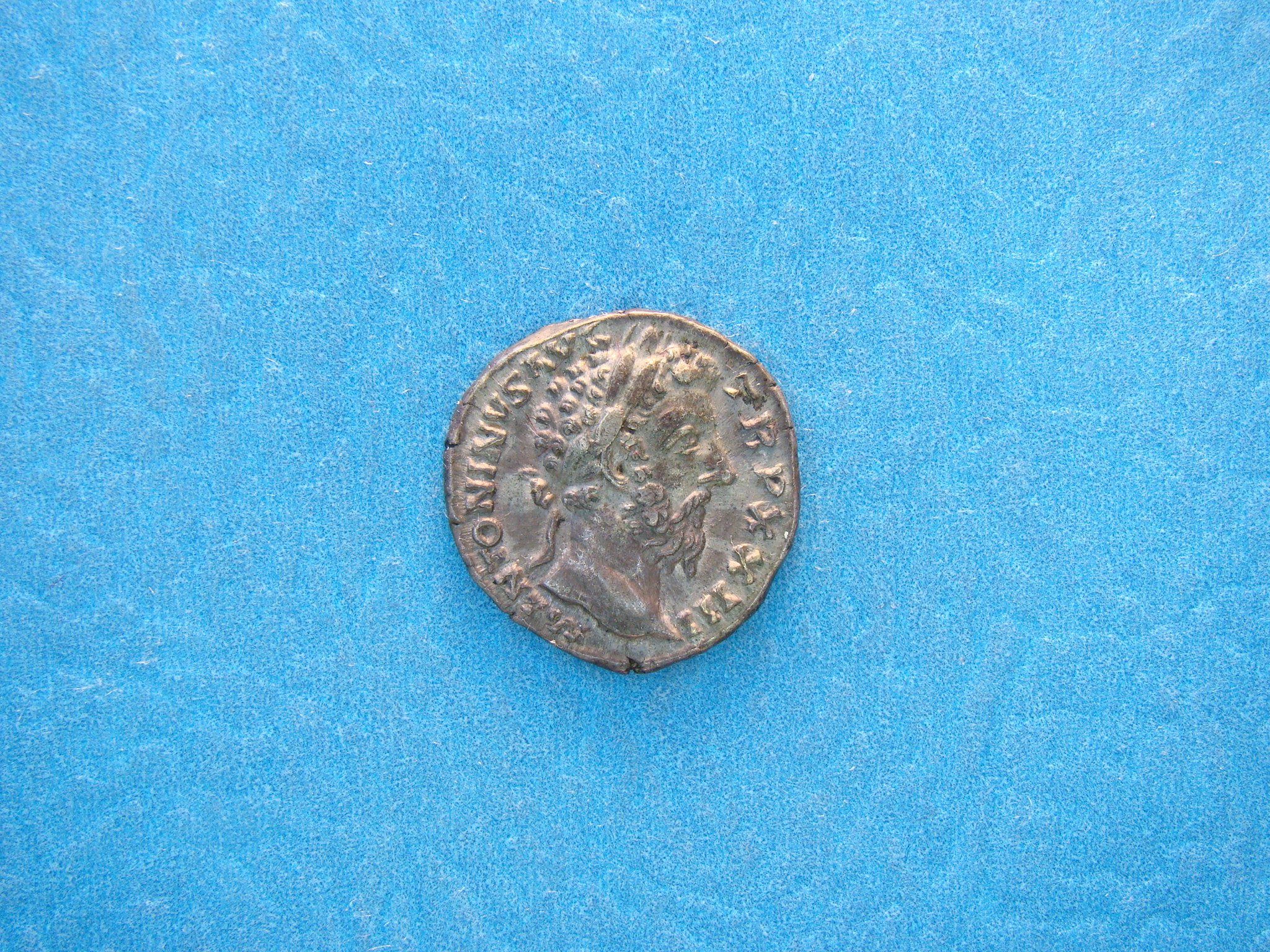 ROME, ANTONINVS PIVS, Denarius, 160 - Image 1