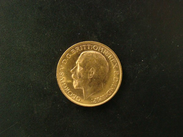 Australia Sovereign 1927P*