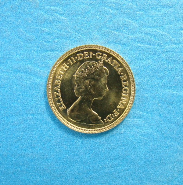 Elizabeth II, 1982, 1/2 Sovereign PROOF*
