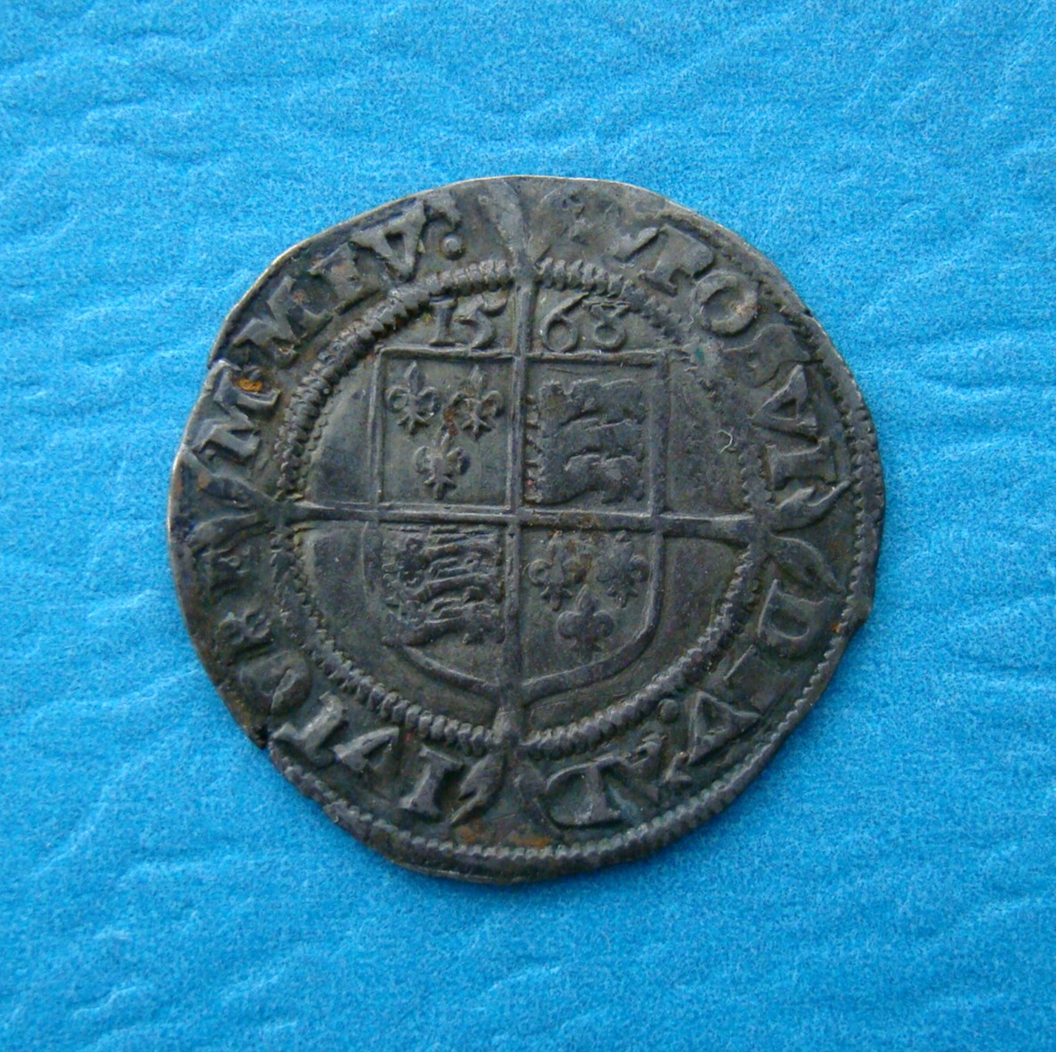 Elizabeth I, 1568, 6d - Image 2