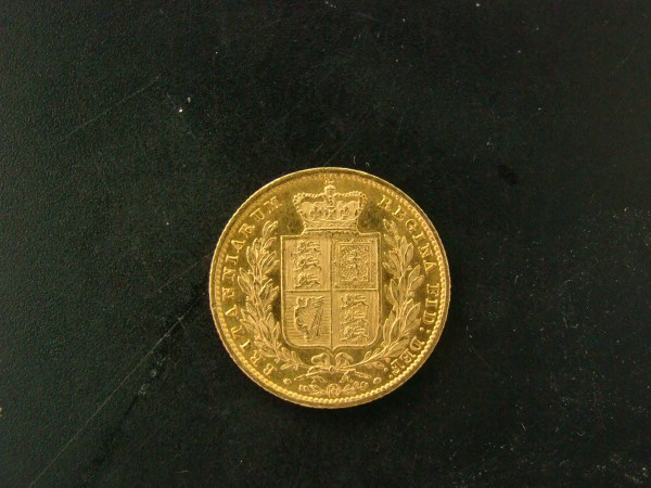 Victoria, 1853, Sovereign, Extremely Rare D/I in FID