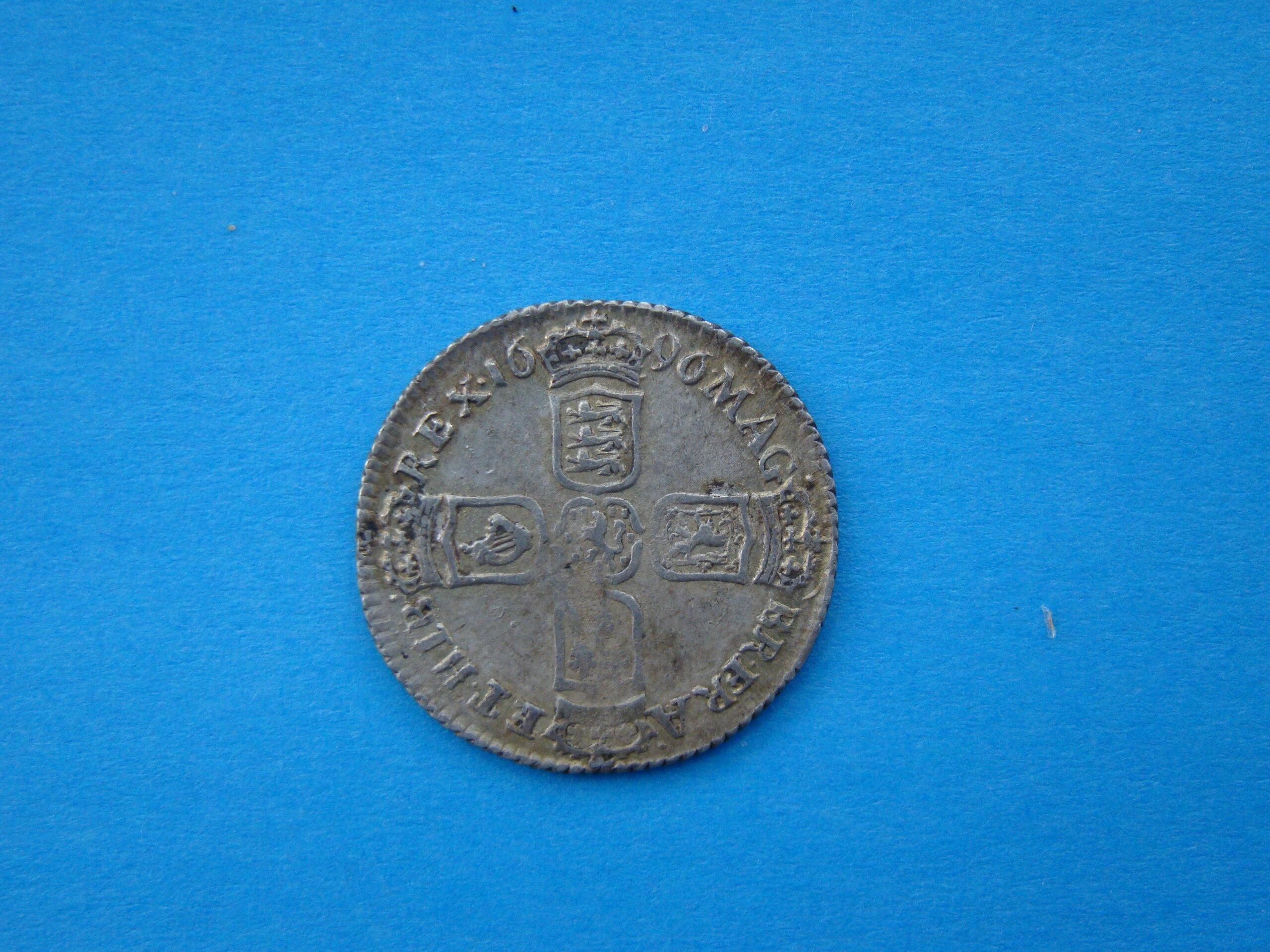 William III, 1696, 6d - Image 2