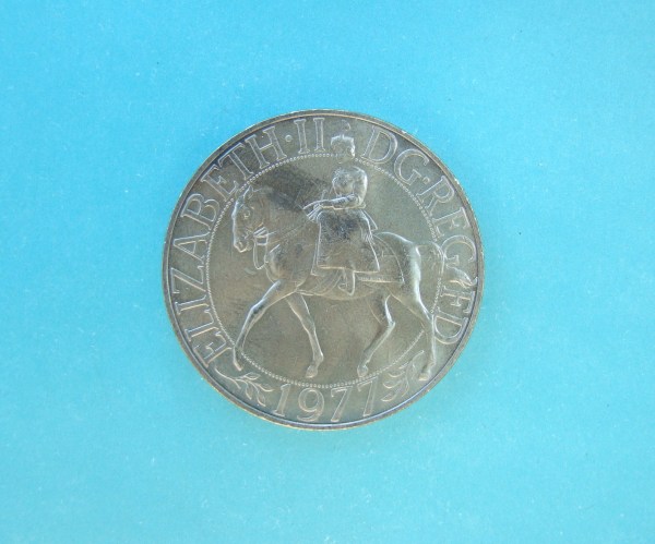 Elizabeth II, 1977, Crown