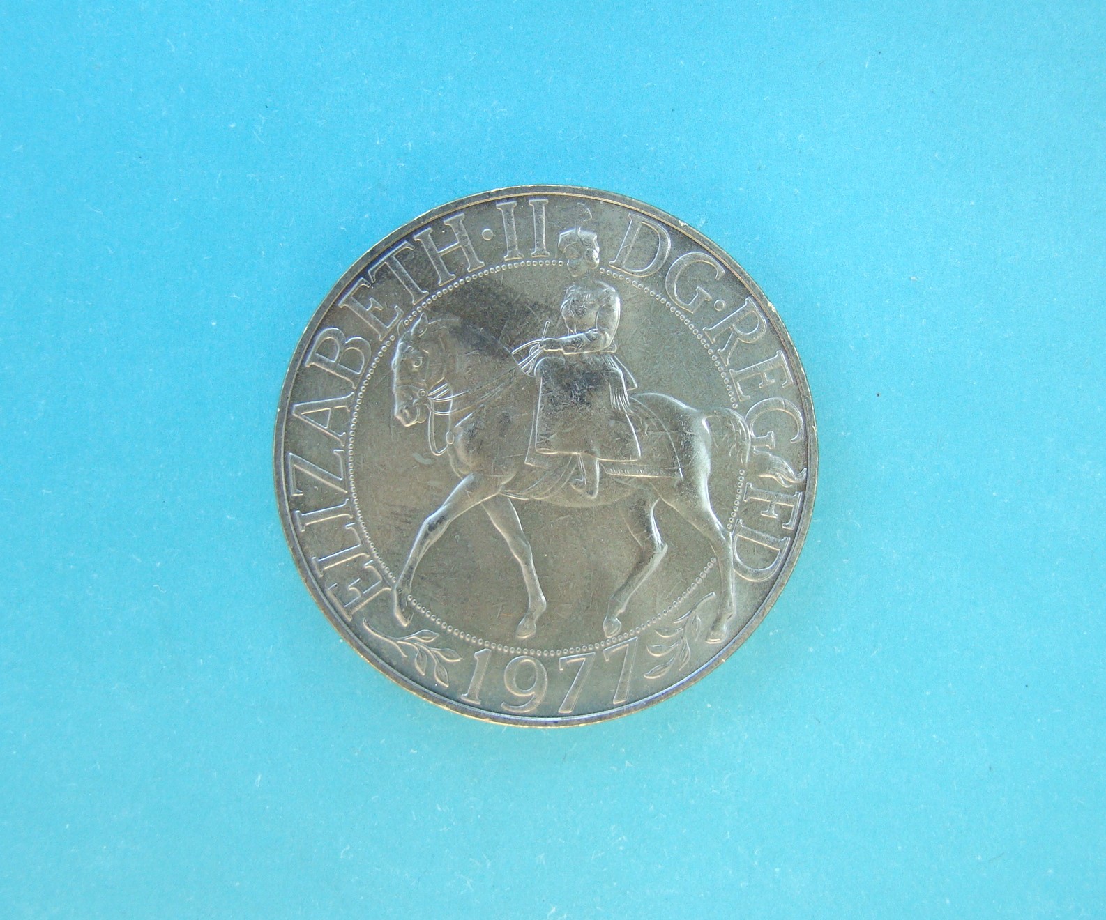 Elizabeth II, 1977, Crown - Image 1