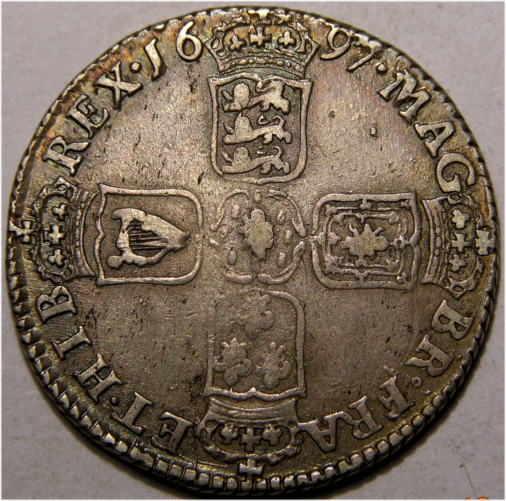 William III, 1697C, Shilling - Image 2