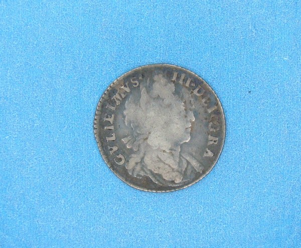 William III, 1697, Sixpence RARE 2ND BUST ISSUE