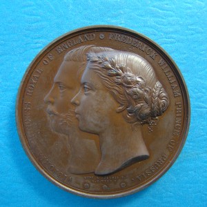 Victoria, 1858, AE63 - Image 1