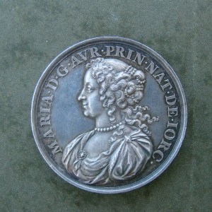 William and Mary, 1677, AR42, - Image 2