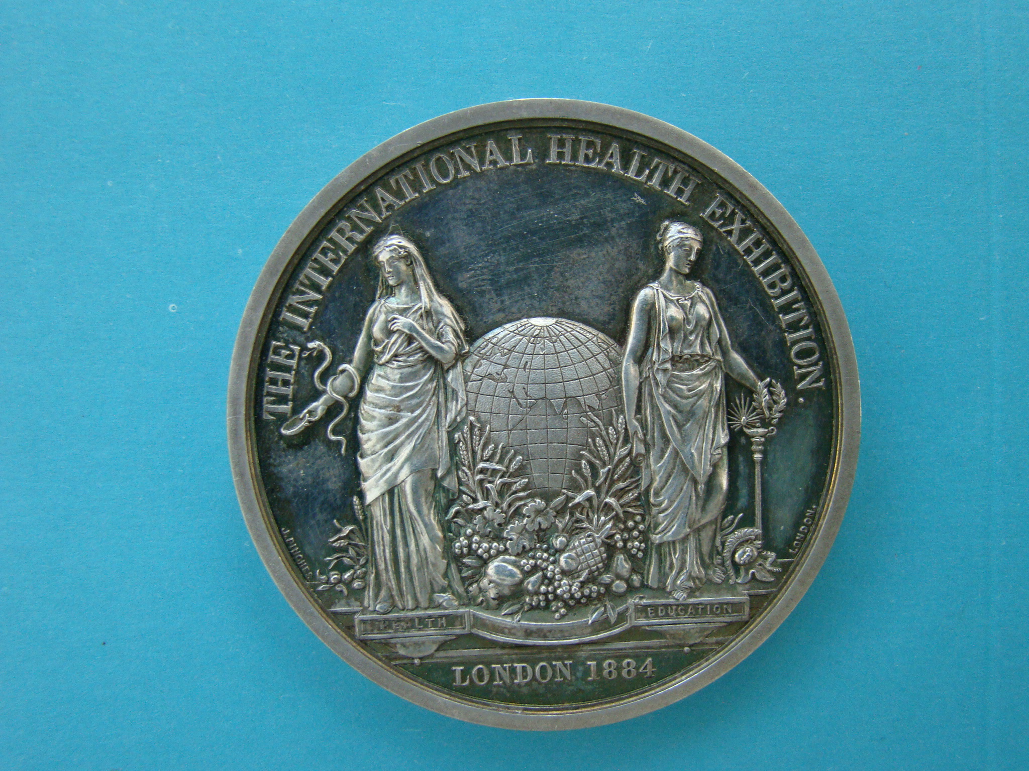 Victoria, 1884, AR45 - Image 2