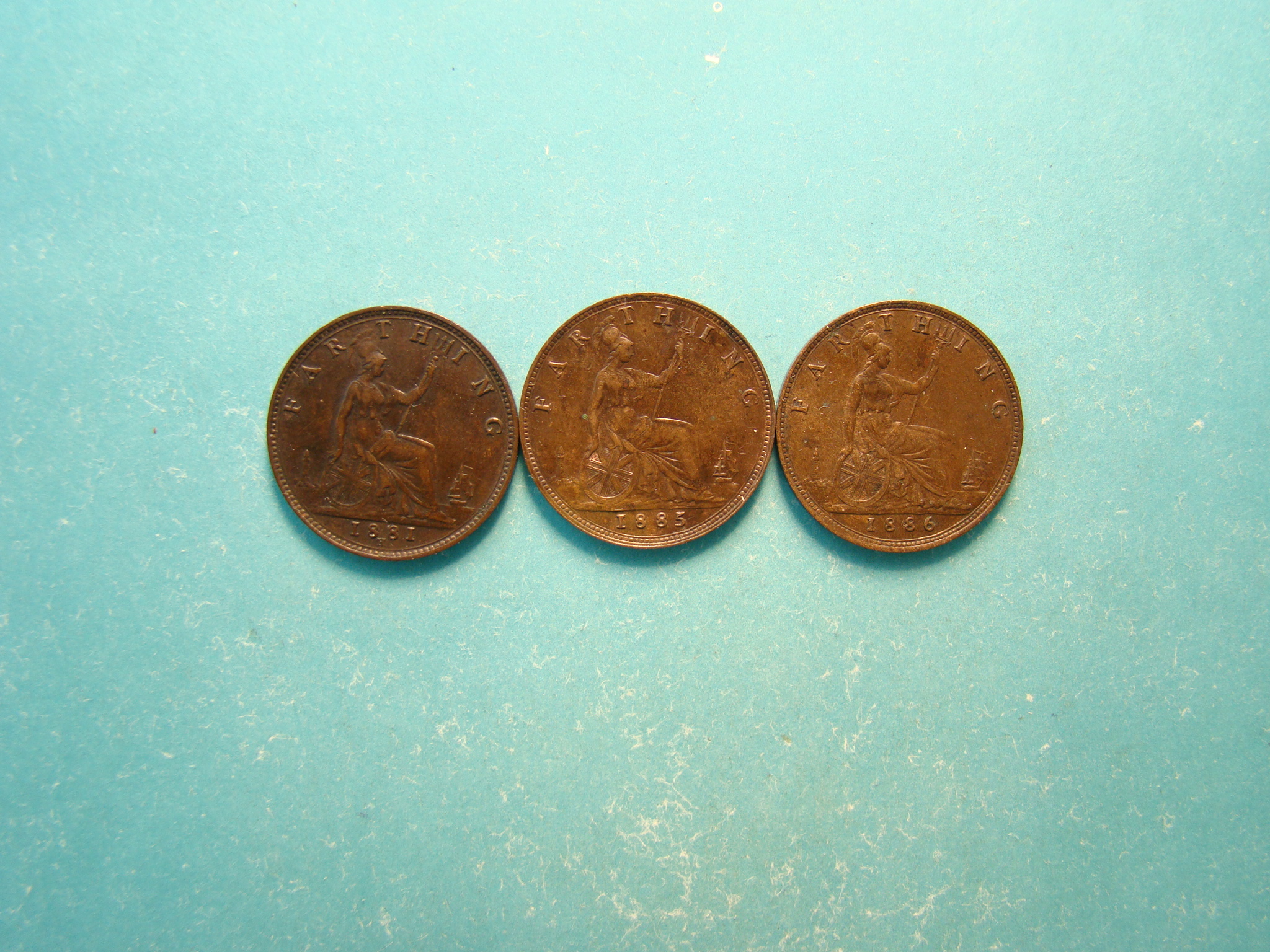 Victoria, 1881H,85,86 Farthing - Image 2