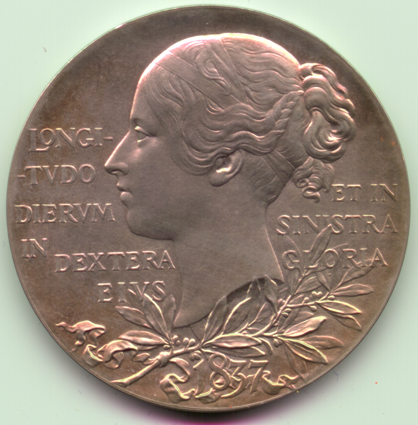Victoria, 1897, AR55, SUPERB MEDAL with CASE - Image 2