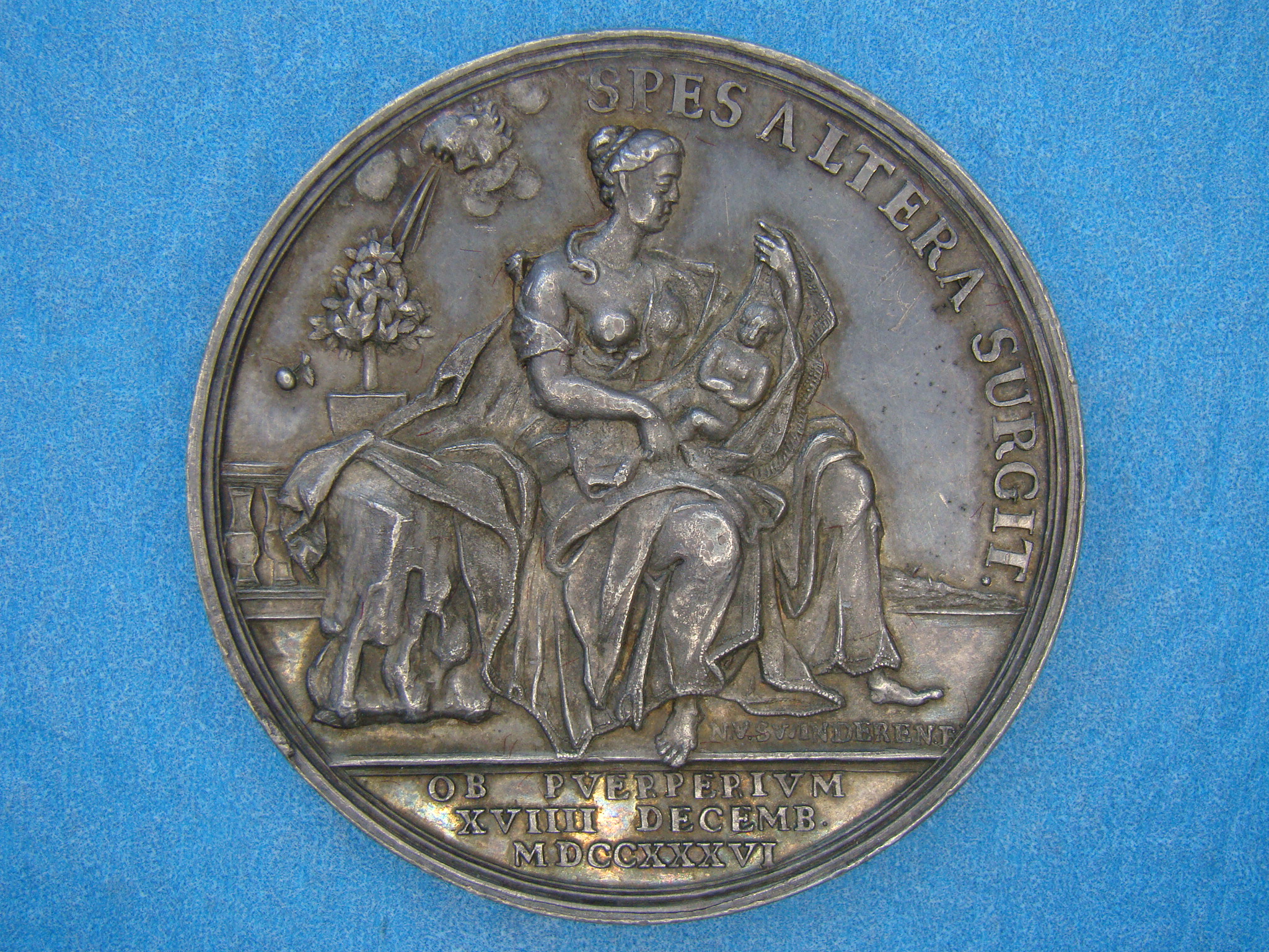 George II, 1736, AR42 - Image 2
