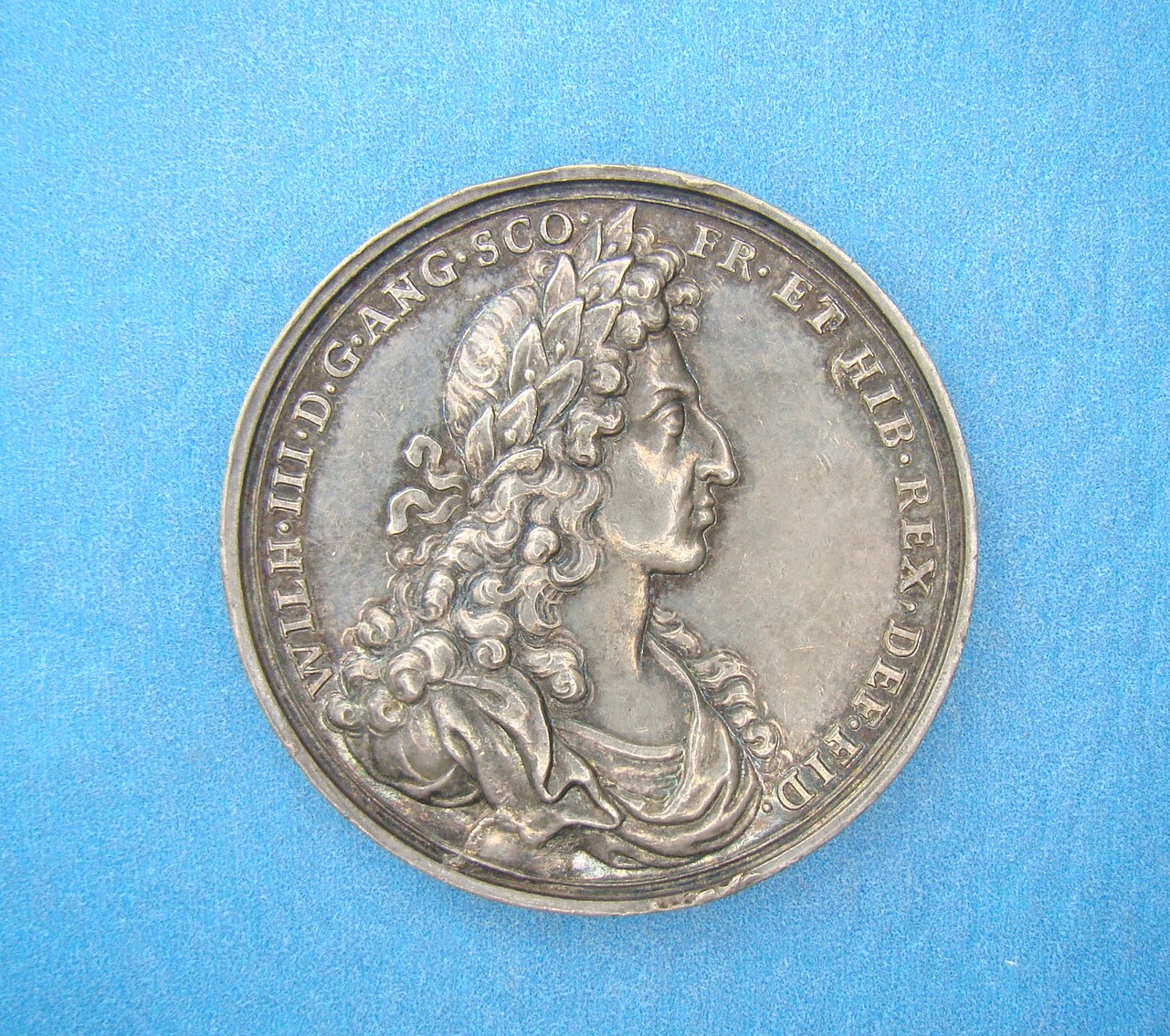 William III, 1692, AR41 SOLD - Image 1