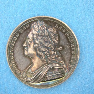 Geroge II, 1727, AR35 SOLD - Image 1