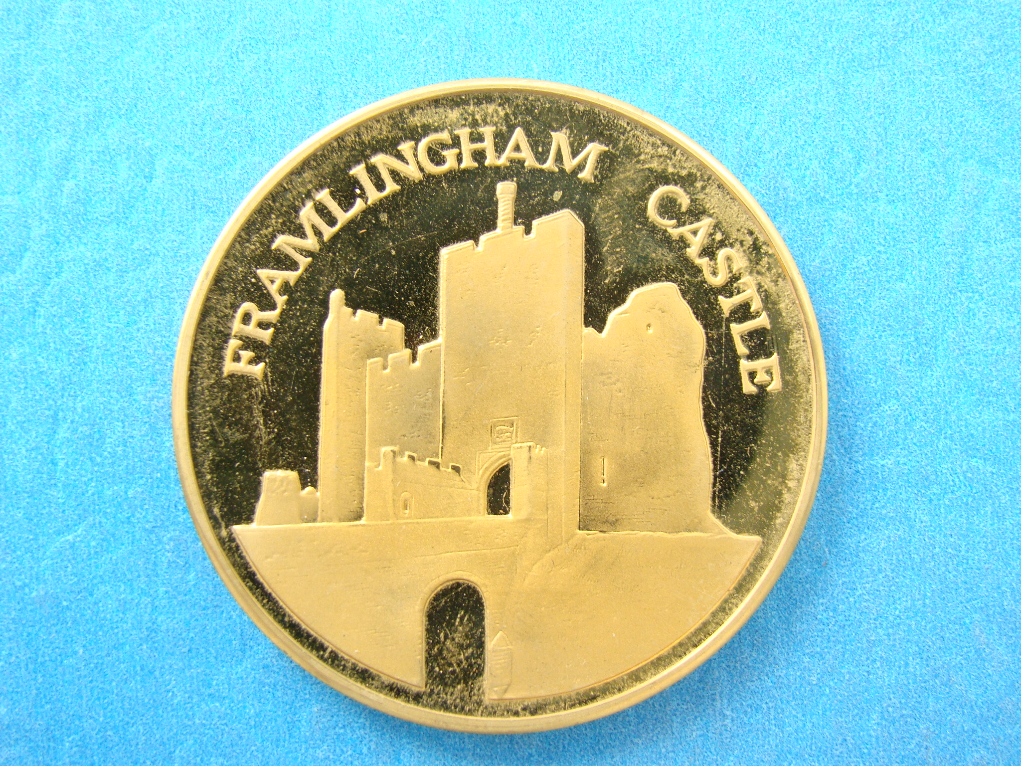 Framlingham Castle, ND AE39Gilt - Image 1