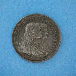 William and Anne, 1734, AR30    SOLD - Image 1