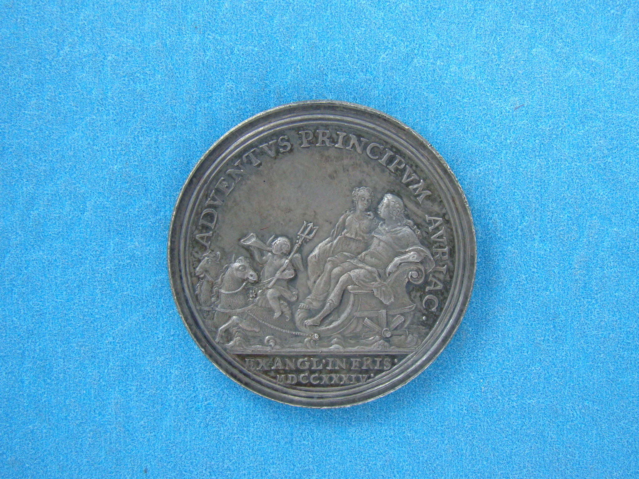 William and Anne, 1734, AR30    SOLD - Image 2