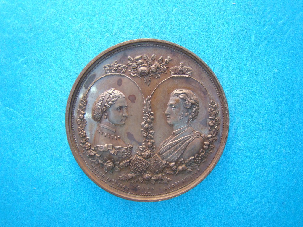 Victoria, 1871, AE54  SOLD
