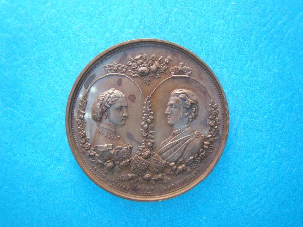 Victoria, 1871, AE54  SOLD
