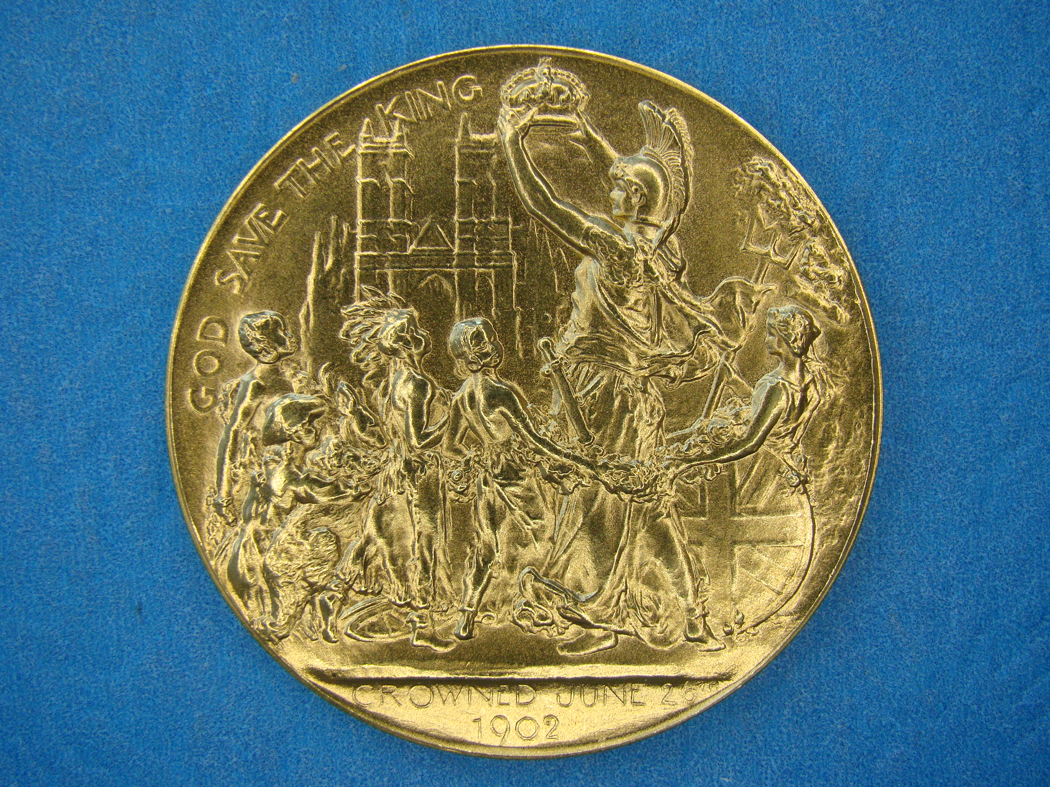 EDWARD VII, AU40, 1902,  PREVIOUSLY UNKNOWN MEDAL IN GOLD - Image 2