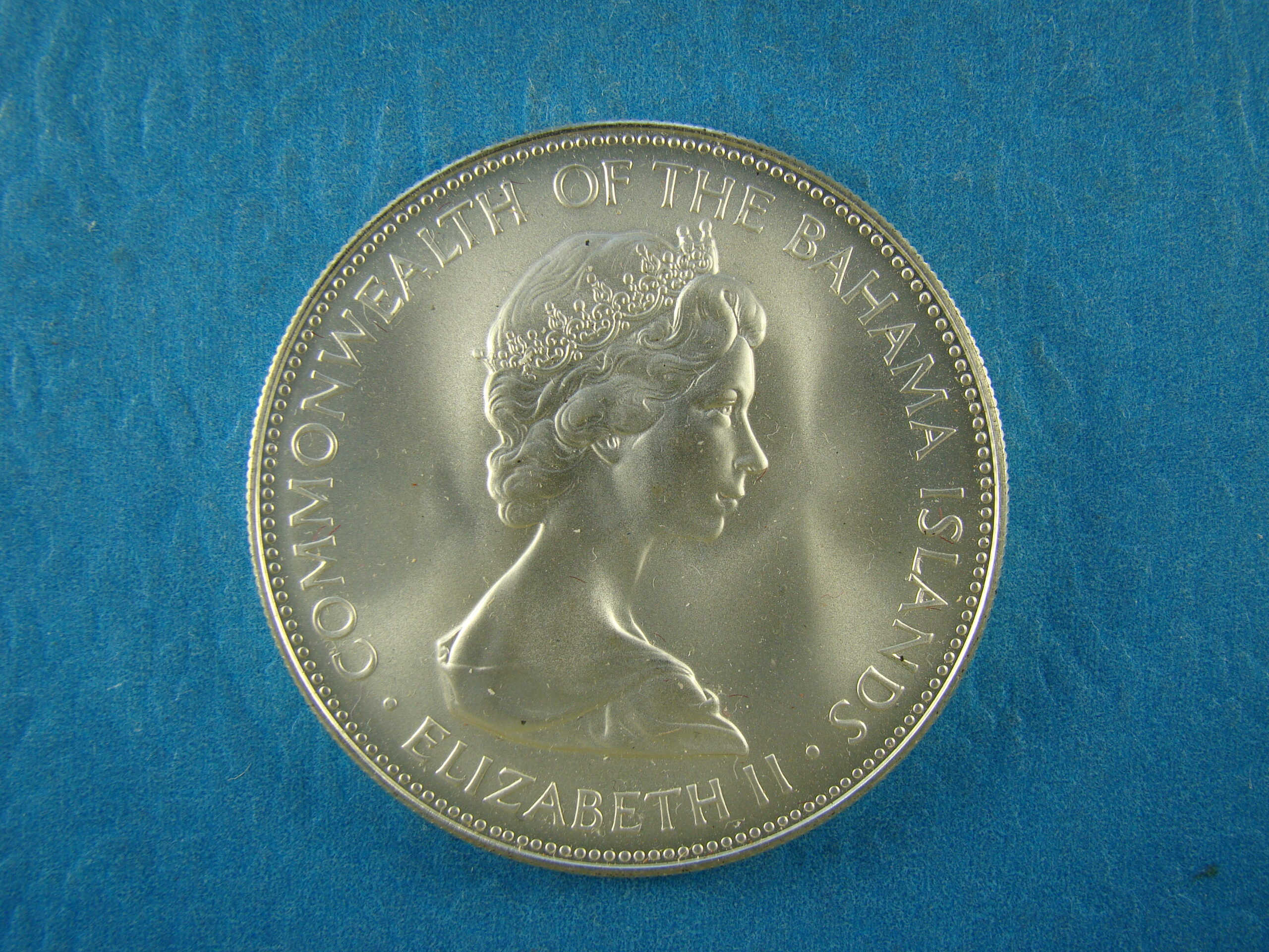 BAHAMAS, $5, 1972 * - Image 1