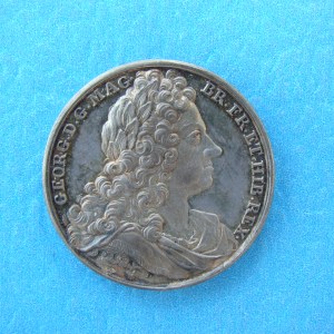 GEORGE I, AR32, 1727, HIGHEST GRADED BY NGC OR PCGS OF ANY GEORGE I ISSUED MEDAL - Image 1