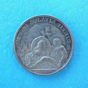 GEORGE I, AR32, 1727, HIGHEST GRADED BY NGC OR PCGS OF ANY GEORGE I ISSUED MEDAL - Image 2