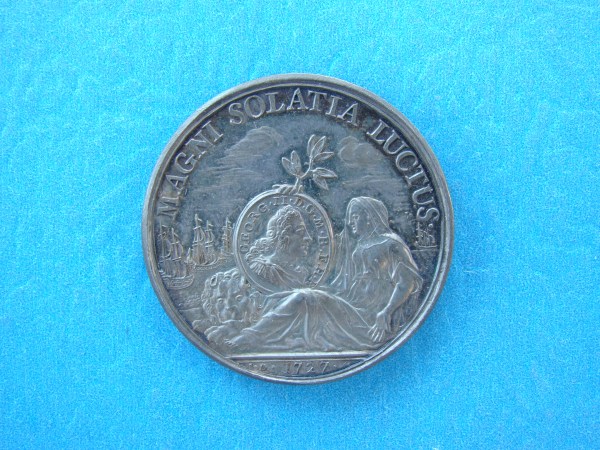 GEORGE I, AR32, 1727, HIGHEST GRADED BY NGC OR PCGS OF ANY GEORGE I ISSUED MEDAL